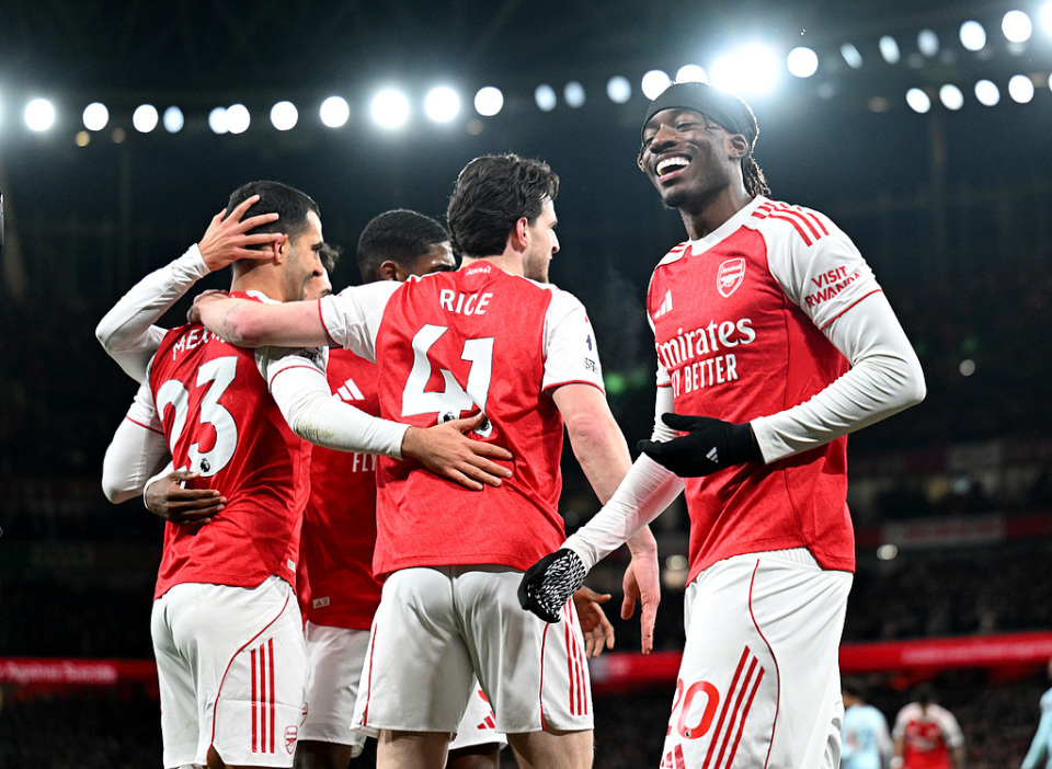 赛前明尼苏达森林狼门线救险赛后里昂调整名单以备英超，穆雷在阿森纳比赛中绝杀瞬间刷屏