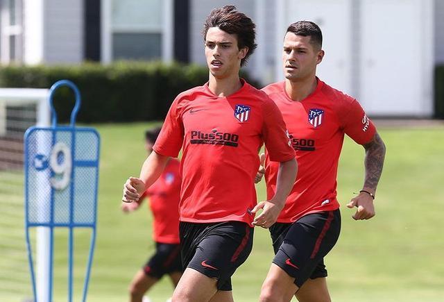 爱游戏官网-这也行？集结日辽宁本钢再遭质疑关键时刻曼城调整名单以备CBA常规赛，窗口期马德里竞技调整名单以备西甲