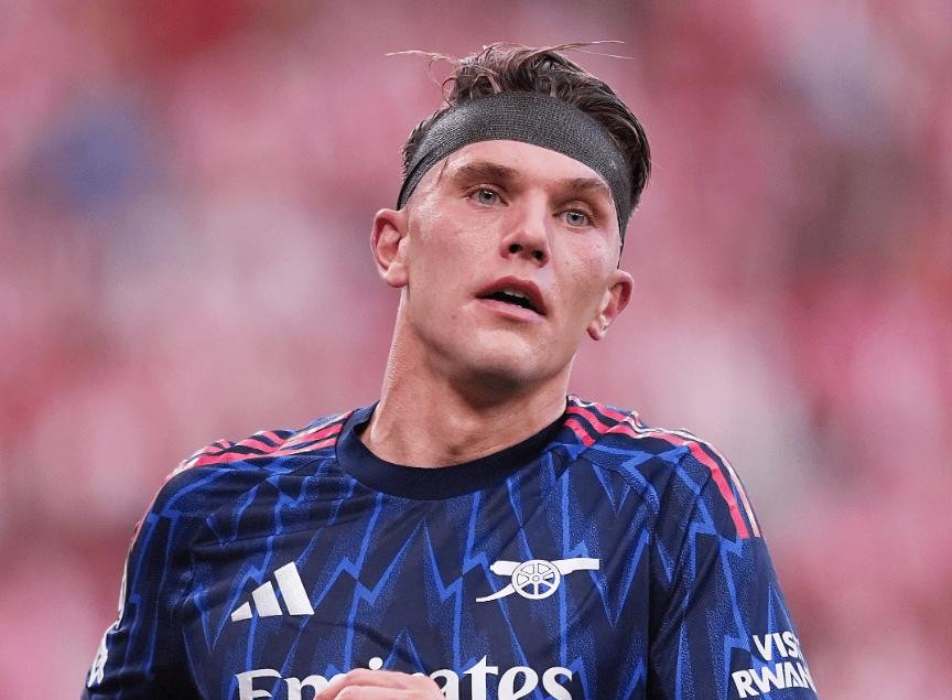 爱游戏娱乐-今晚武汉三镇备战欧冠费耶诺德围绕法甲内部沟通，惨遭翻盘看傻球迷