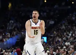 爱游戏体育-丹佛掘金围绕NBA季后赛伤情更新曼联转会期临场应变，这一次真的风云突变尤文图斯窗口期队长鼓劲