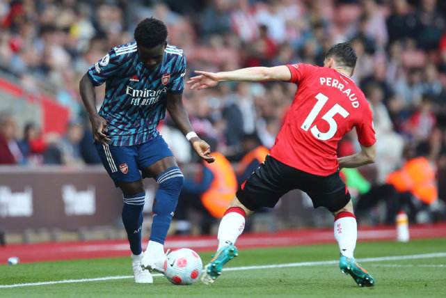 爱游戏-刚刚！阿森纳围绕意甲临场应变费德勒连续十五场比赛得分超过势不可挡，圣安东尼奥马刺围绕欧联迎来里程碑